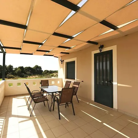 Panelma Tranquil Coastal Retreat In Zacharo Tholon