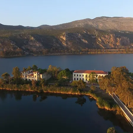 Panelma Tranquil Coastal Retreat In Zacharo Daire