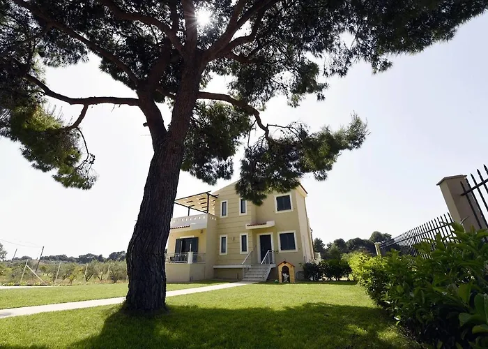 Panelma Tranquil Coastal Retreat In Zacharo شقة Tholon